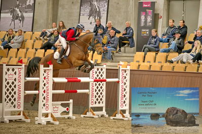 Blue Hors
2 kvl spring
Keywords: rikke haarstup kristensen;abba