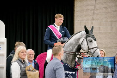 Blue Hors
6 års finale spring
Keywords: jacob theodor schmidt;price ceremony