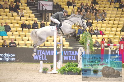 Fendt CSI3 Big Tour LR 150
Keywords: soeren moeller rohde;grace ask