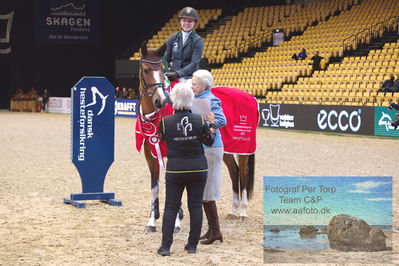 tres gladeste hest
Keywords: karen moeller rohde;vicky ask