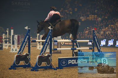 fredag galashow
kostumespring
Keywords: mie mundberg hansen;i'm special ilse