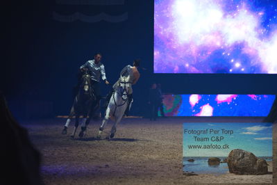 fredag galashow
Keywords: laurent douzeich