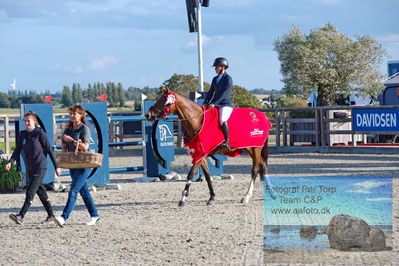 1. Kval. Agria DRF mesterskab U21 præsenteret af FENDT
Keywords: dm;pt;frida munk lassen;valerie ask;lap of honour