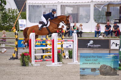 Flemming René Vinduespolering MA2 Springning Heste (140 cm) A
Keywords: dm;pt;kirstin skjoldhoej;heart of gold