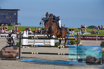 1. Kval. Agria DRF mesterskab U18 præsenteret af Vindeløv Byg - MA2 Springning Heste (140 cm)
Keywords: dm;pt;rosemarie heering;ambition gold