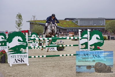 2. Kval. og Finale af Agria DRF Mesterskab U25 præsenteret af PAVO - S1 + S Springning Heste (145 cm + 150 cm)
Keywords: dm;pt;adam sparlund olese;untouchable olympic