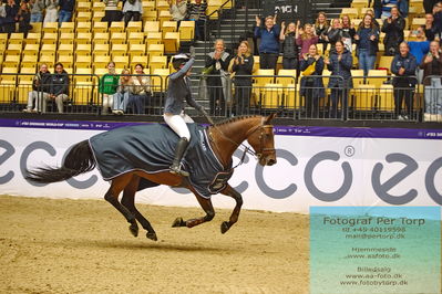 Easy Agri Care CSI2 Big Tour LR (238.2.2) 1.45m
Keywords: stine cassoe jacobsen;finette ask;lap of honour