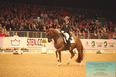 Helgstrand Jewellery CDI3 Grand Prix (GP)
Keywords: carl hedin;van der veen