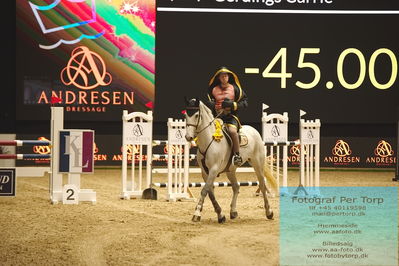 Galashow
Keywords: gerdings  carrie;jack ray nielsen;galashow