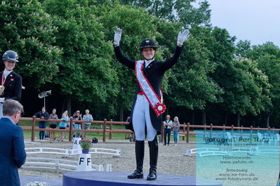 valllensbæk ride klub
senior finale
Keywords: dm;pt;cathrine laudrup-dufour;price ceremony