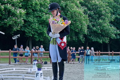 valllensbæk ride klub
senior finale
Keywords: dm;pt;cathrine laudrup-dufour;price ceremony