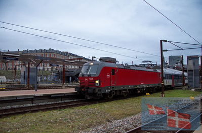 Copenhagen
københavn hovdbanegård
Keywords: 3228;copenhagen;rail;dsb