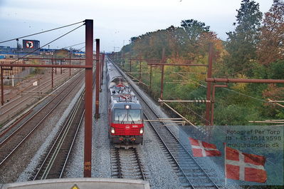 foto ved albertslund
Keywords: albertslund;rail;3231