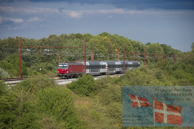 mellem albertslund og tåstrup
Keywords: albertslund;rail;3217