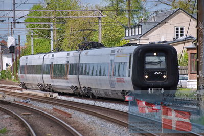 Hellerup st
Keywords: rail;kystbanen;oeresundstog
