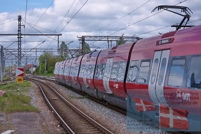 Hellerup st
Keywords: rail;s-tog