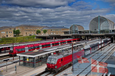 høje taastrup station
Keywords: hoeje taastrup;høje  taaastrup;rail;3216