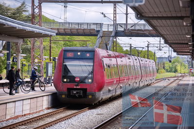 Hellerup st
Keywords: rail;s-tog