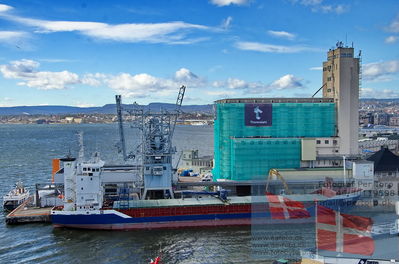 pictures from oslo fjord
Lister ved kaj i Oslo
Keywords: ship;LISTER;General Cargo;IMO 9155963;port Oslo