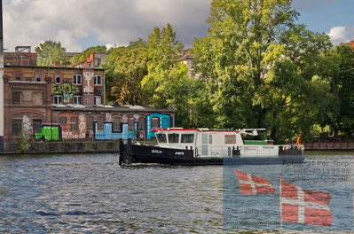 diverdsebillede
Keywords: berlin;spree;tugboat