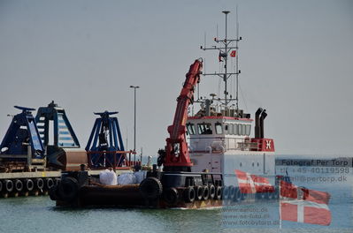 Different photos of wessels and ports
port of roedby havn juni /2023
