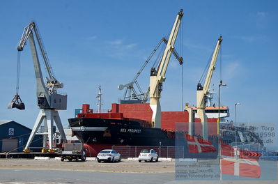 Different photos of wessels and ports
Kalundborg havn, losser, 06/2023
Keywords: IMO  9516143;cargo;kalundborg;sea prospect