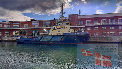 Different photos of wessels and ports
ved kaj i copenhagen
Keywords: copenhagen;ship;switzer;frigga