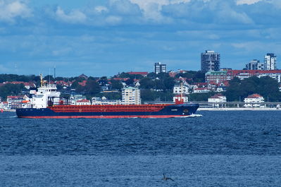 ved kronborgkronborg
Keywords: ship;KAISA (IMO: 9333462)