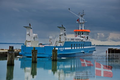 Different photos of wessels and portsDifferent photos of wessels and ports
departure from Bandholm
Keywords: mf ask;mf askoe;IMO 9082635;ro ro passenger ship
