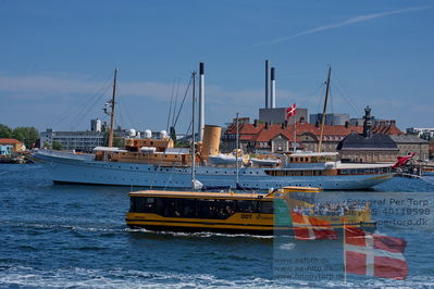 Different photos of wessels and ports
Copenhagen port
Keywords: nordhavn;mmsi 219026303
