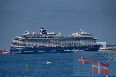 Different photos of wessels and ports
Copenhagen port
Keywords: mein schiff 1;imo 9783564
