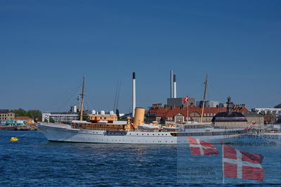 Different photos of wessels and ports
Copenhagen port
Keywords: dannebrog;imo 4537661