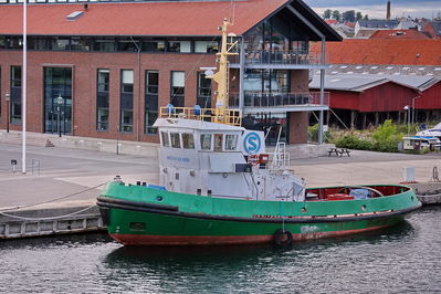 Different photos of wessels and ports
Keywords: STEVNS GUARD;Tug;IM: 7418335