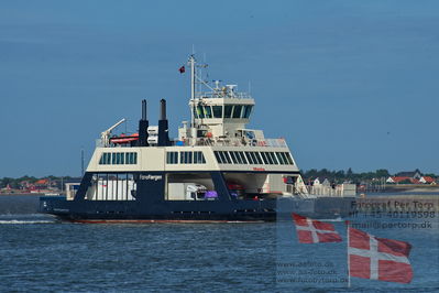 Different photos of wessels and ports
From Esbjerg Harbour
Keywords: menja;imo 9189380;fanø færgen