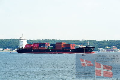 Different photos of wessels and ports
Keywords: x-press elbe;MMSI: 212018000