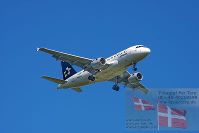 Airplane photo's from all over the World
Pictures from different location - both civil and military aiplanes
Keywords: billund airport;d-ailf;landing;lufthansa;airbus;a319-114