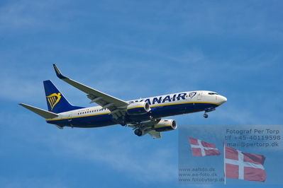 Airplane photo's from all over the World
Pictures from different location - both civil and military aiplanes
Keywords: billund airport;ei-dya;landing;ryan airways;boeing;737-8as